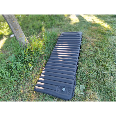 Самонадувний килимок для кемпінгу, туризму та потреб ЗСУ